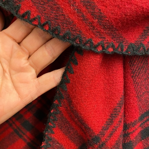 Eddie Bauer Shawl-Collared Wrap/Cape - Picture 2 of 9